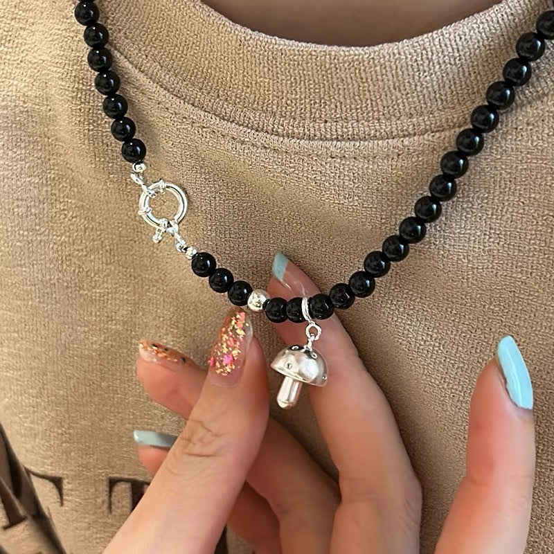 Sydney Beaded Mushroom Choker [T5LKKG8Z]