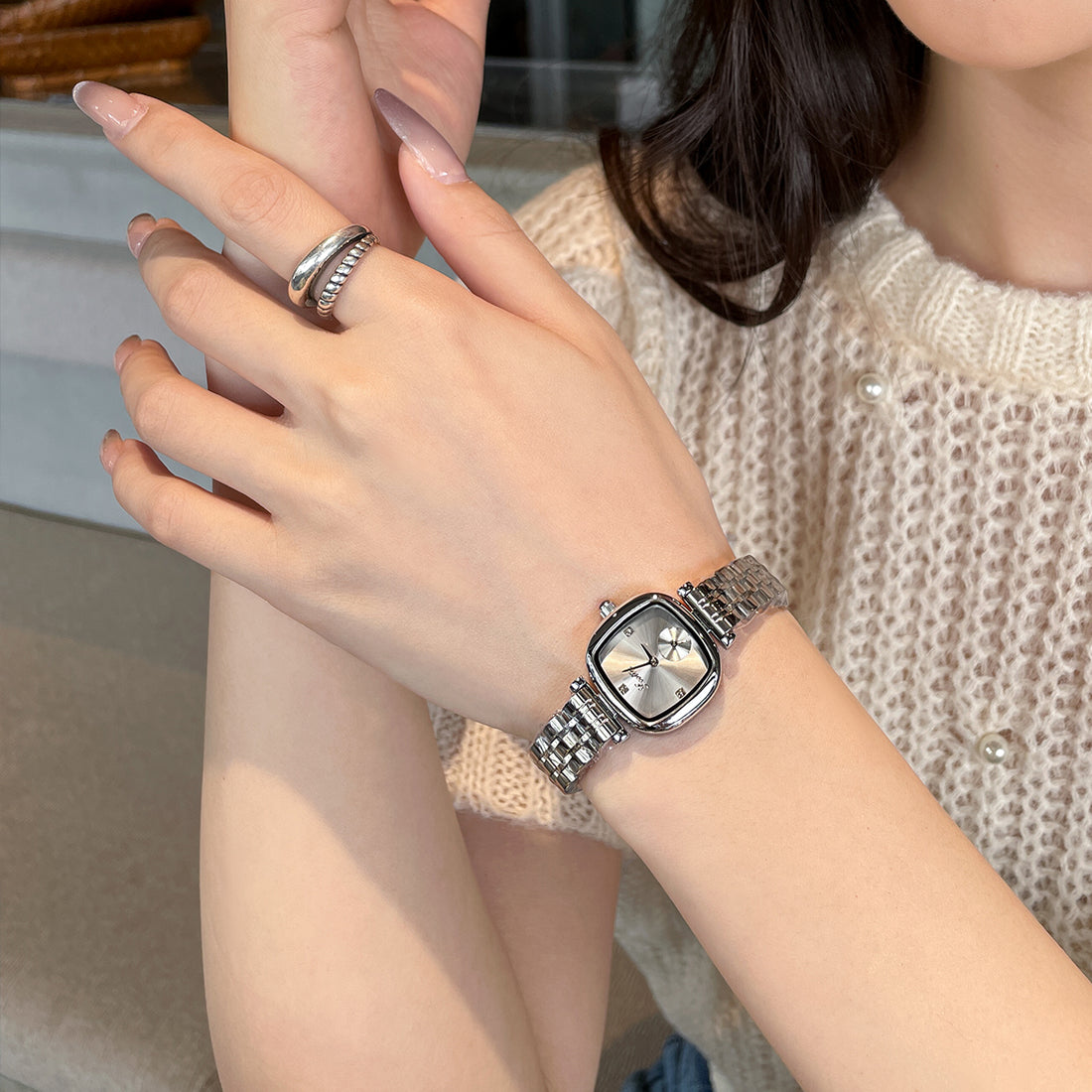 Sylvana Square Steel Watch [YIHNEVTT]