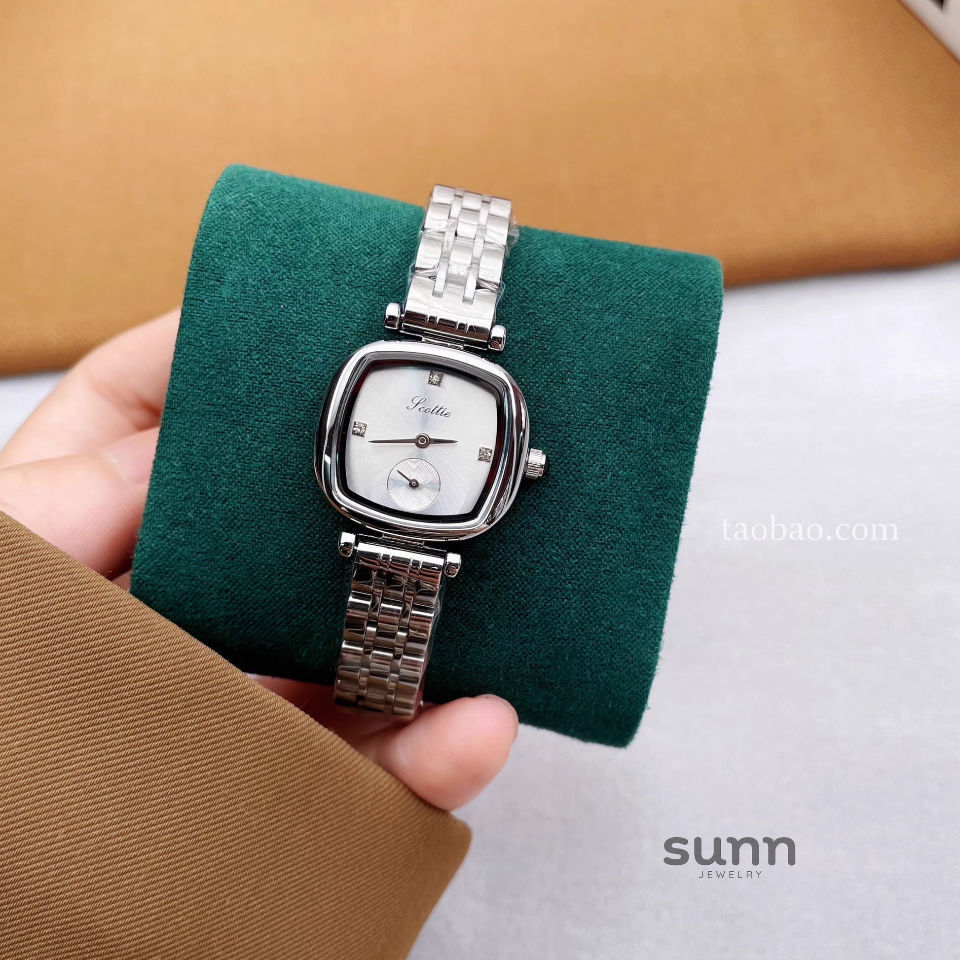 Sylvana Square Steel Watch [0CLJHYSX]
