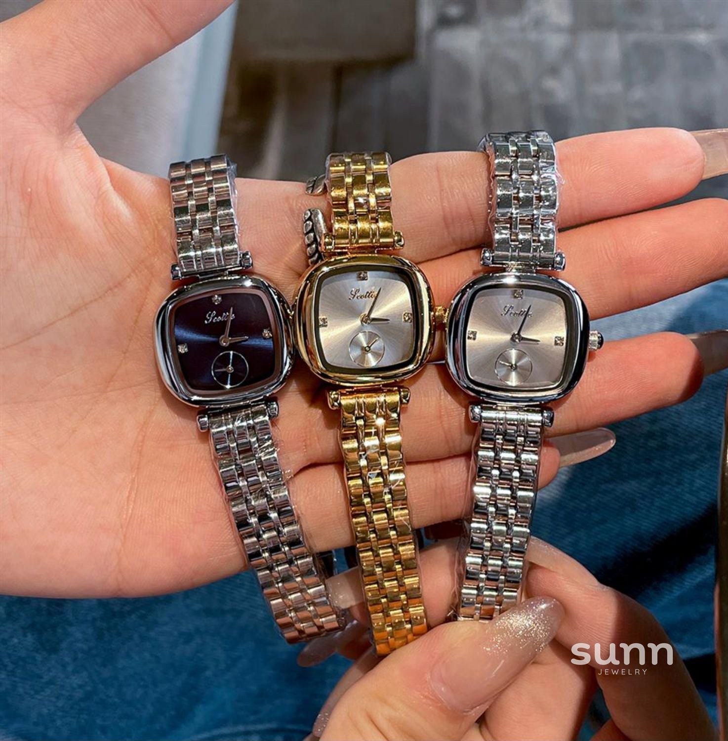Sylvana Square Steel Watch [7J4RF26G]