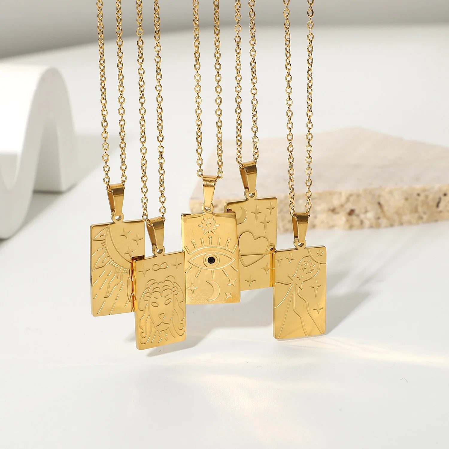 Syriah Gold Star Eye Necklace