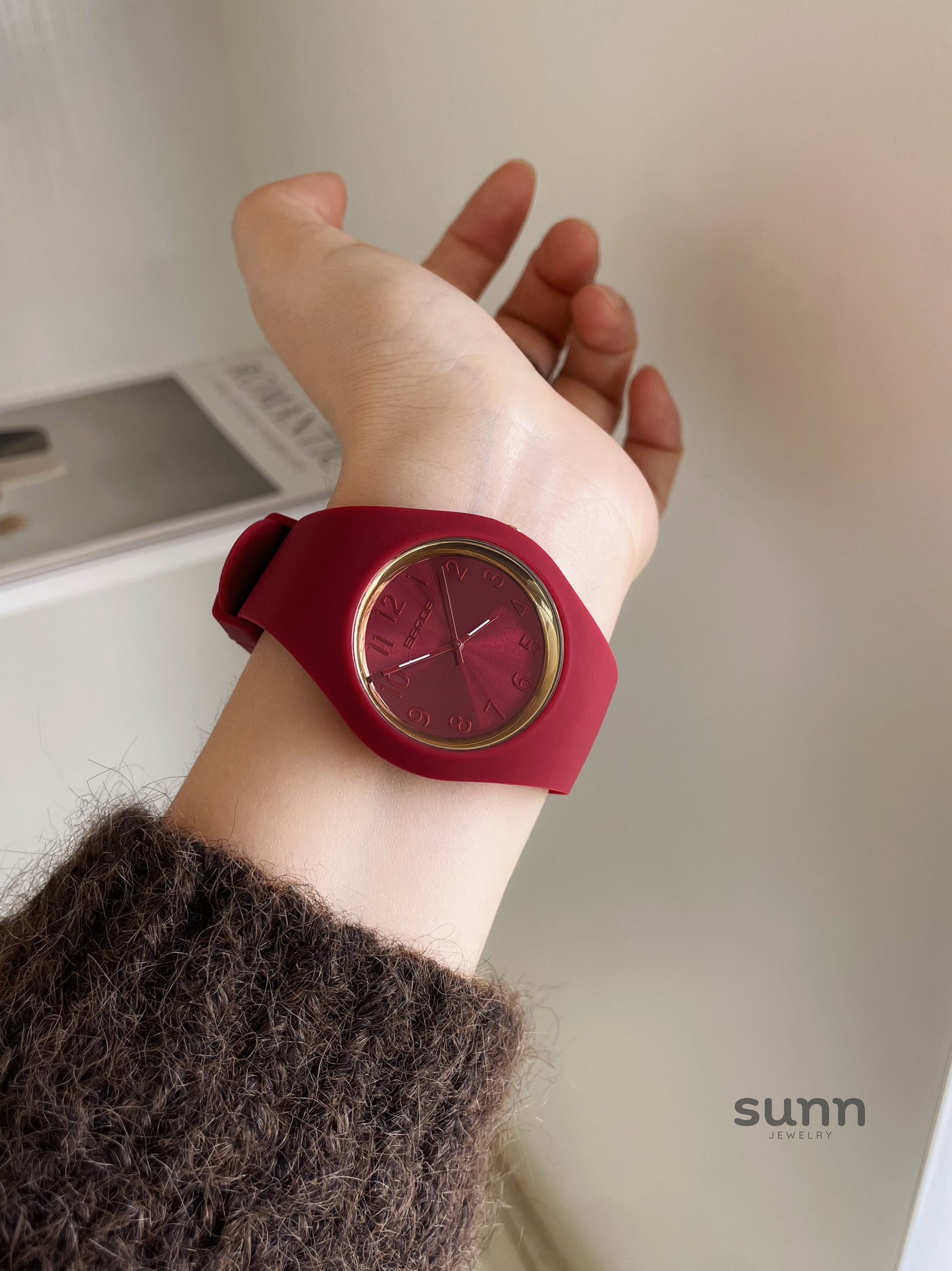 Syriah Vibrant Silicone Watch [9T2ABU4L]