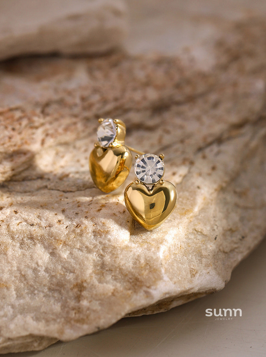 Taegan Diamond Heart Studs [4EH5WHKT]