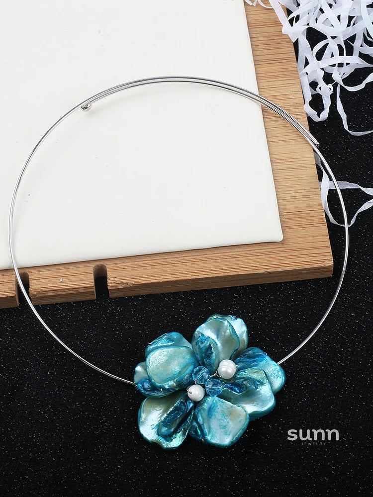 Taelyn Baroque Floral Pearl Choker