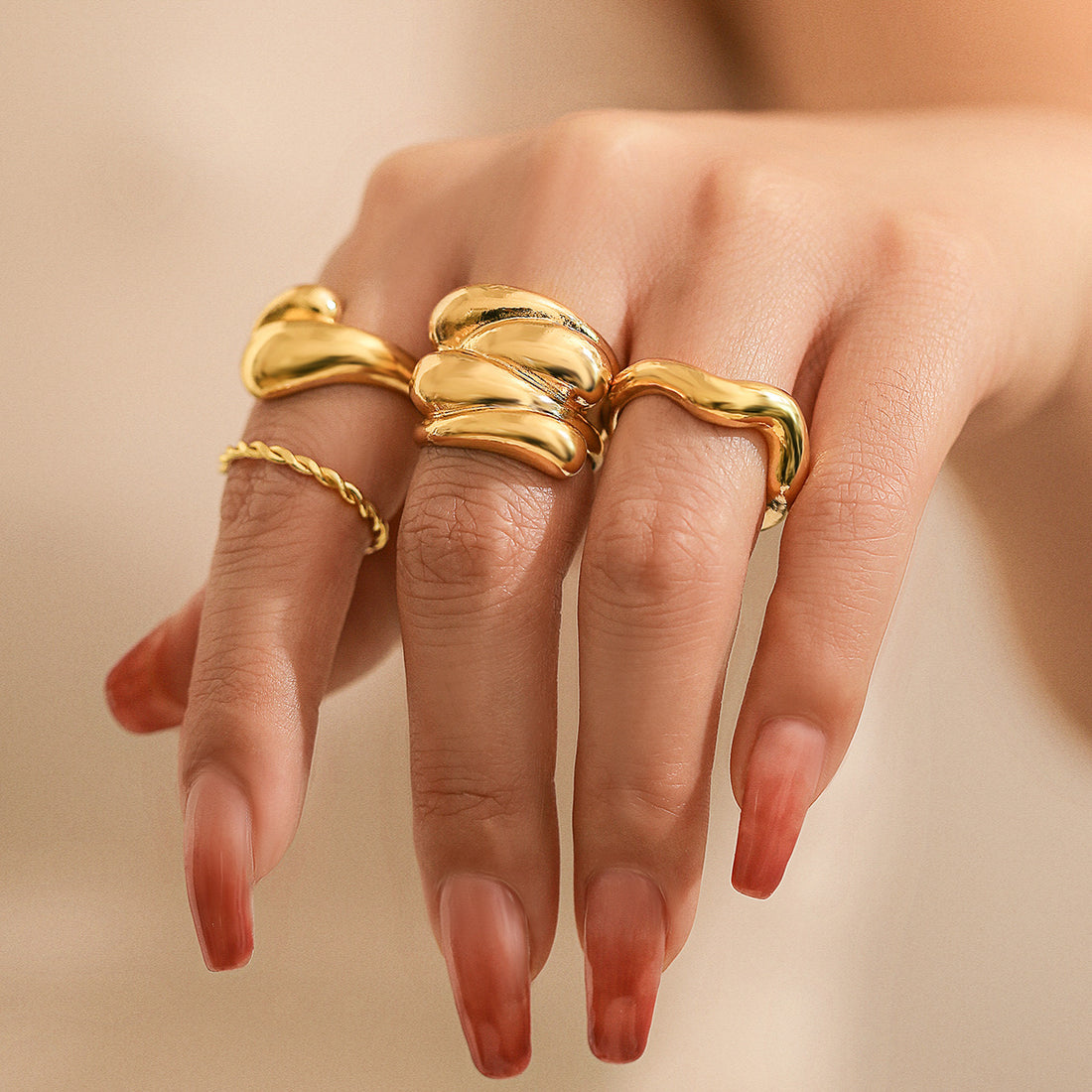 Taishmara Stackable Ring Set [6CCTR3XV]
