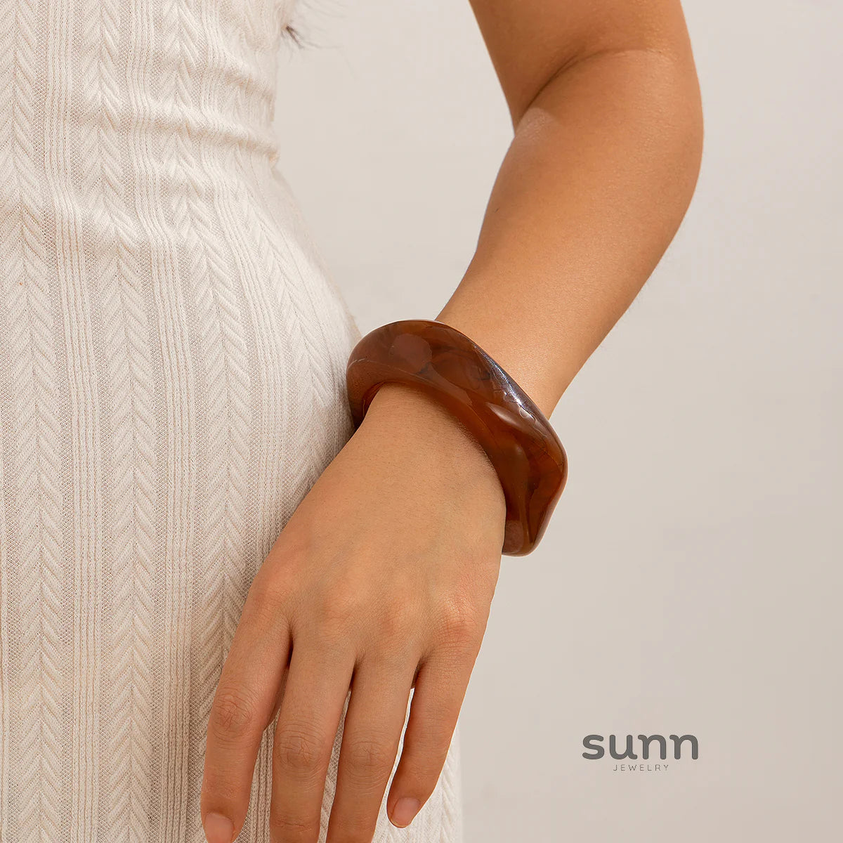 Takiyah Irregular Acrylic Bracelet