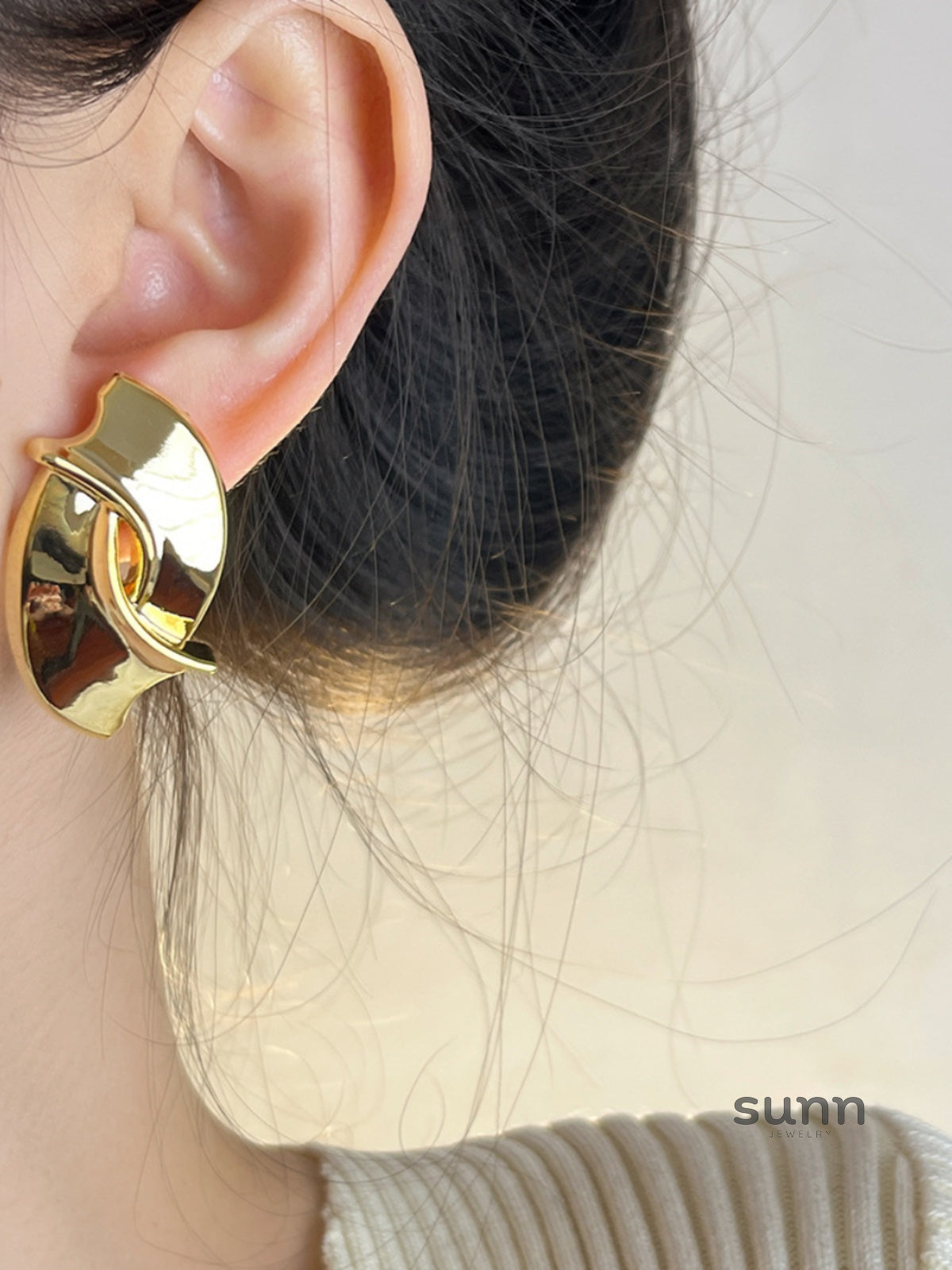 Takiyah Sculptural Drop Earrings [TWYOQZWT]