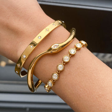 Takiyah Serpentine Crystal Bracelet [M16ZCWKE]