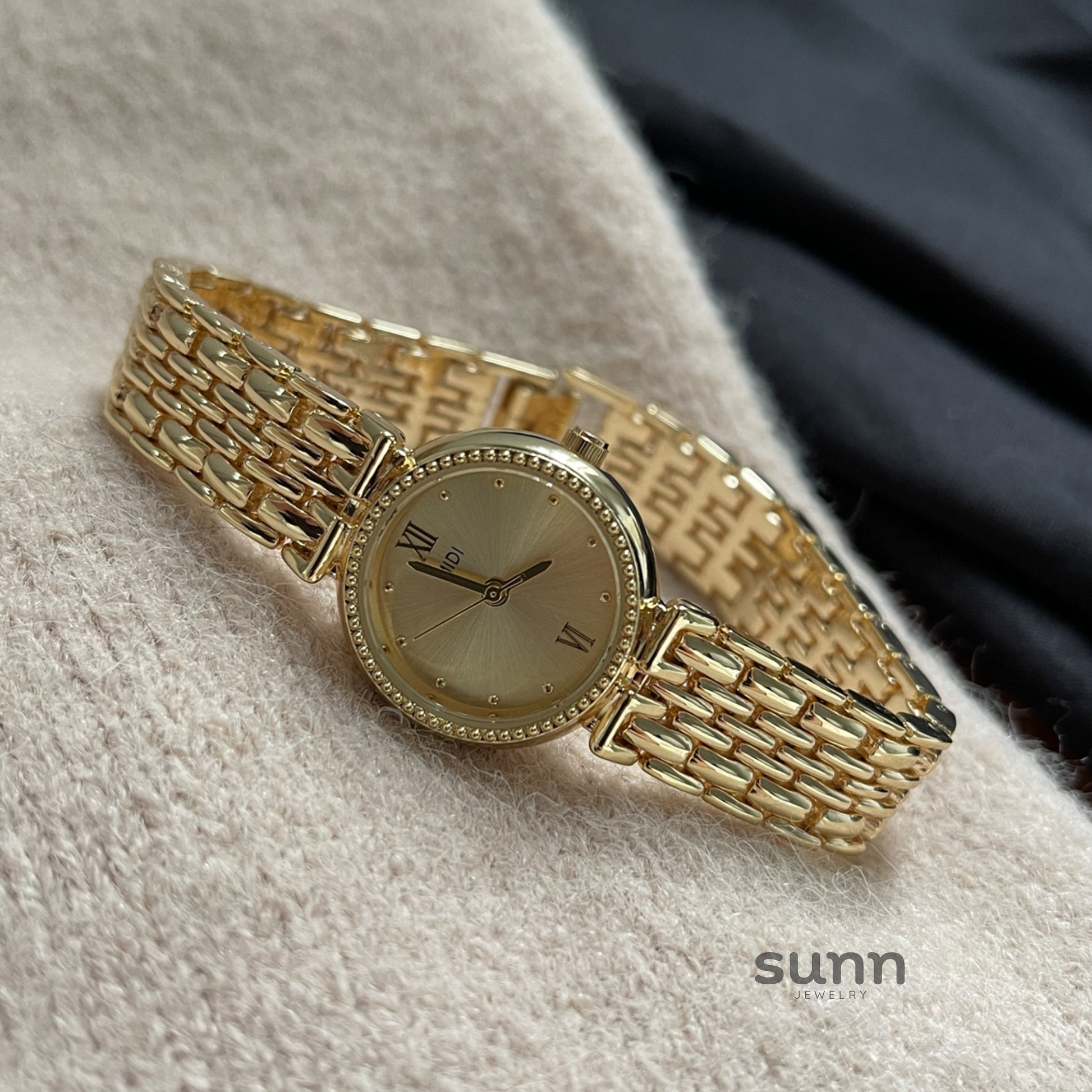 Taleah Delicate Steel Watch [RTNRKAI3]