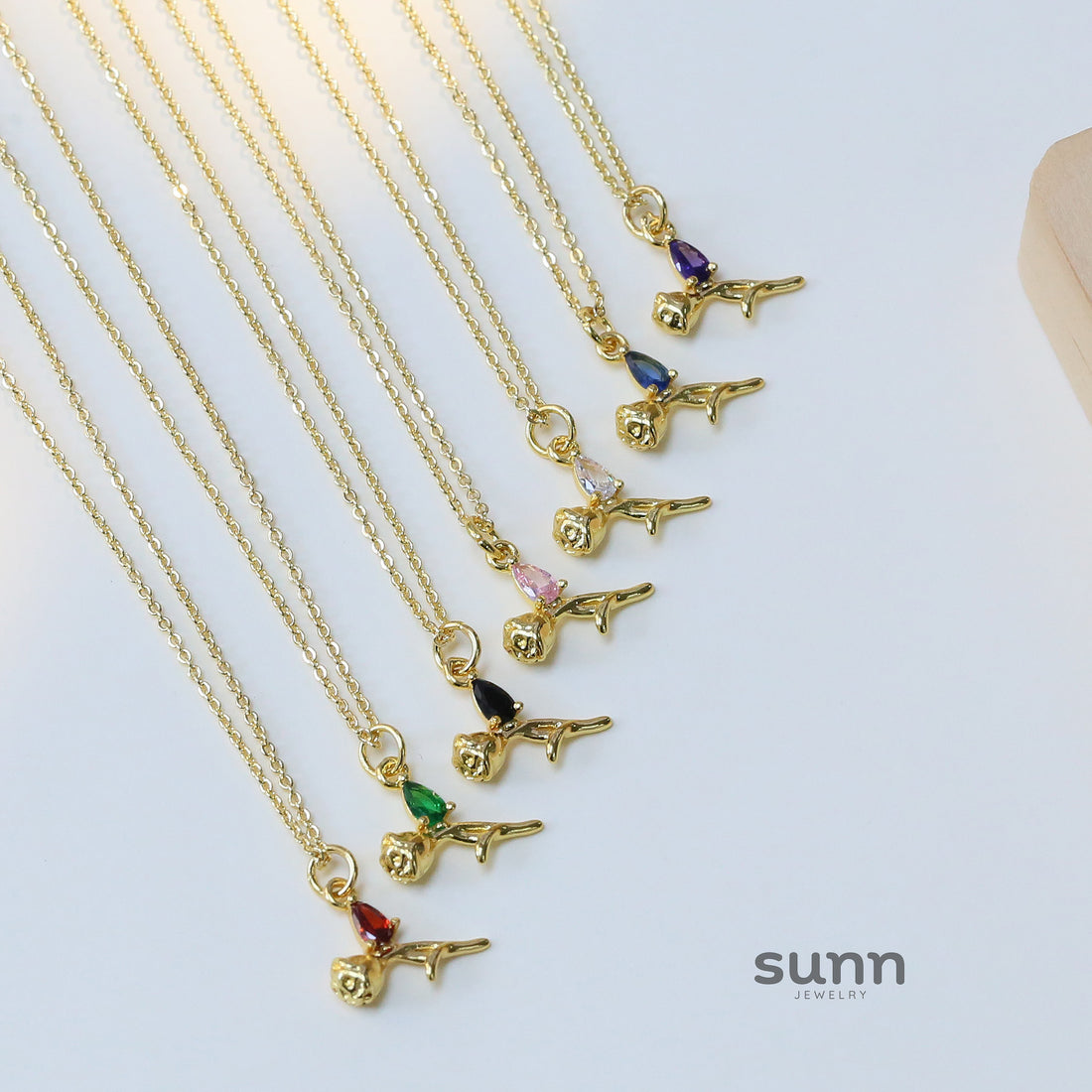 Taliyah Zircon Rose Pendant Necklace [HVTVKR8U]