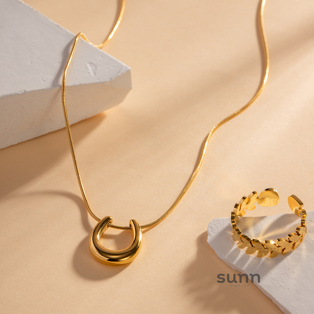Tallulah Layered Asymmetric Necklace [86SCATJK]