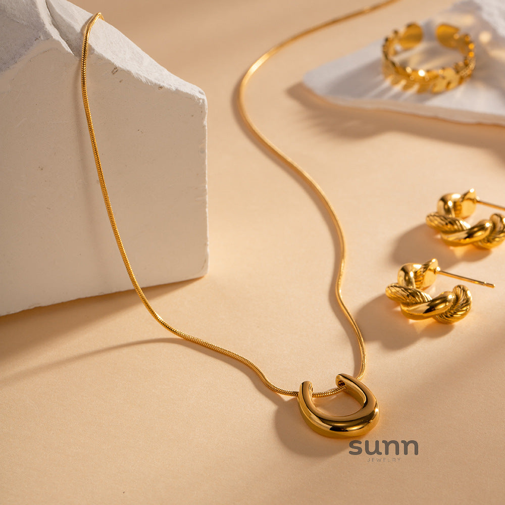 Tallulah Layered Asymmetric Necklace [60Y5SDRM]