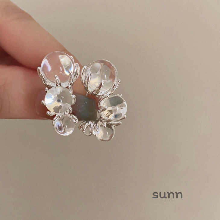 Talulah Gradient Glass Hoops [LHB74CL4]