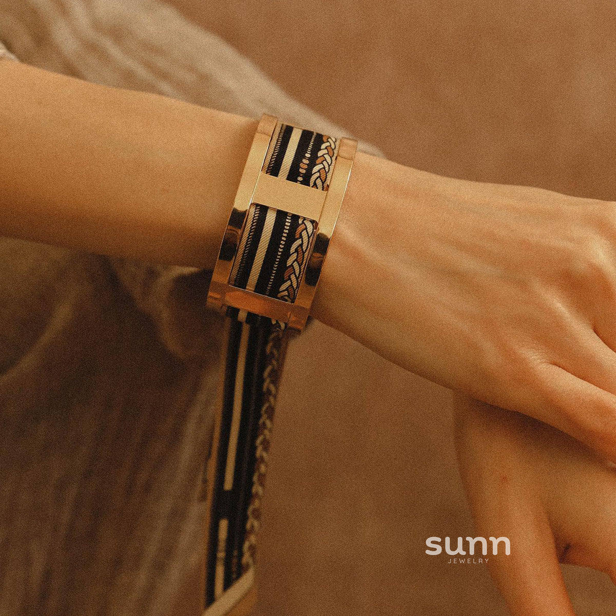 Tamiyah Sculptural Cuff Bracelet [2KVCG4W4]