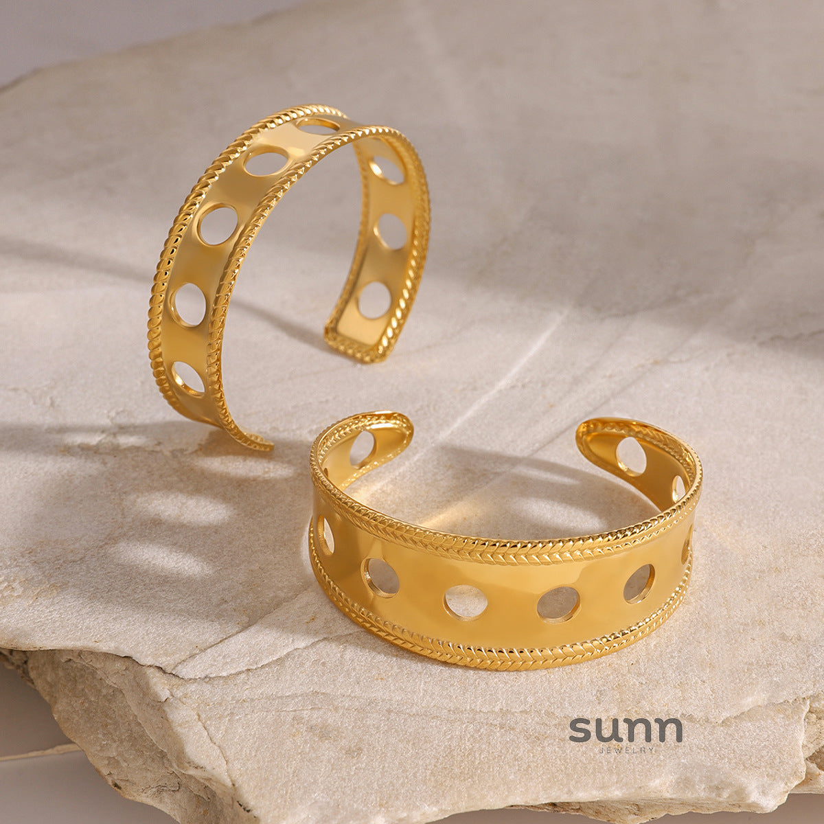 Tamiyah Sculptural Cuff Bracelet [HZI6K83U]