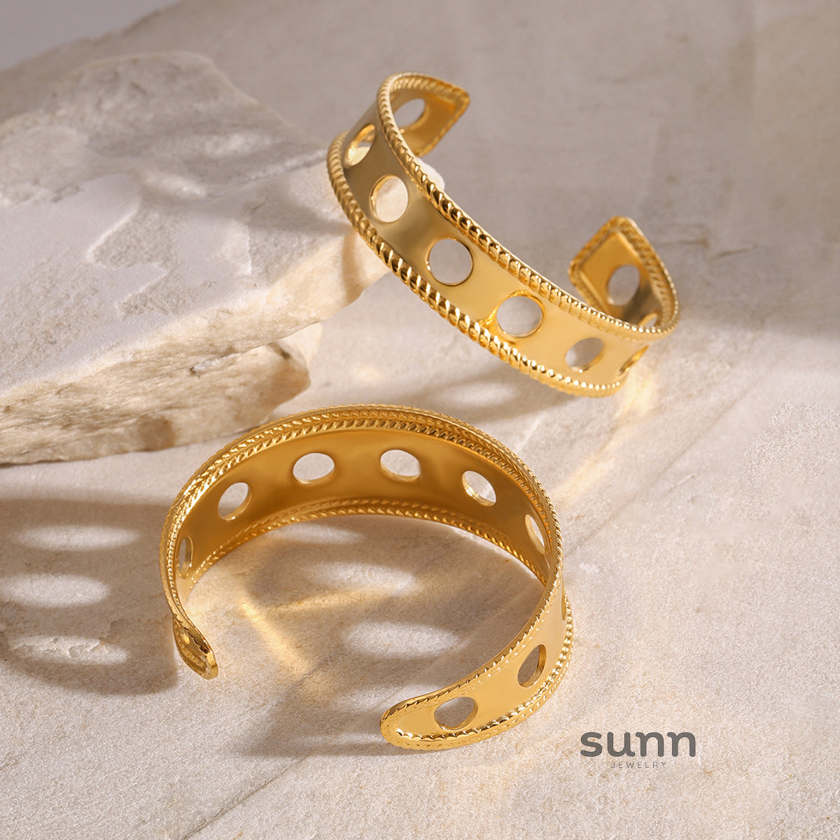 Tamiyah Sculptural Cuff Bracelet [H59VOX88]