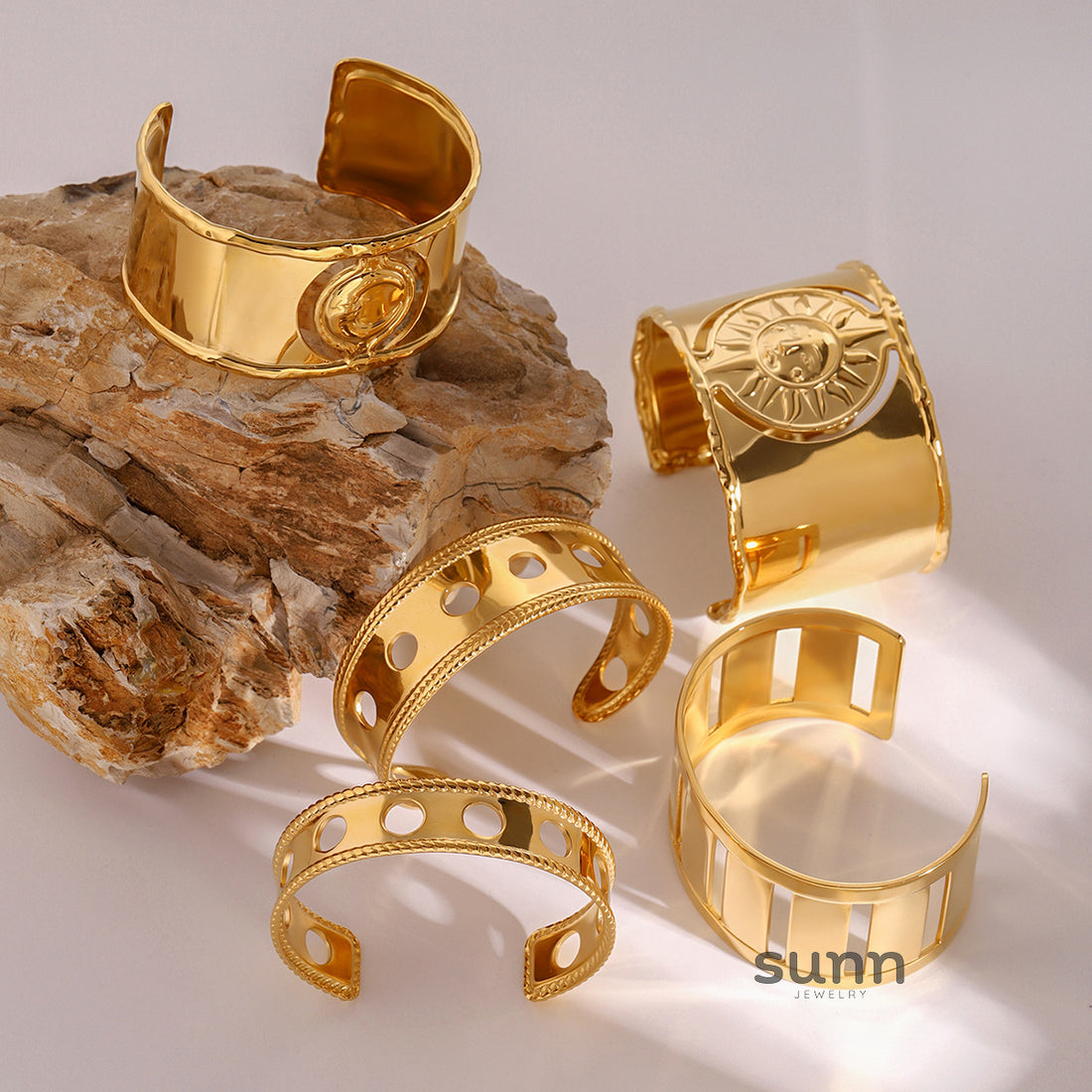 Tamiyah Sculptural Cuff Bracelet [FXR0VCGB]