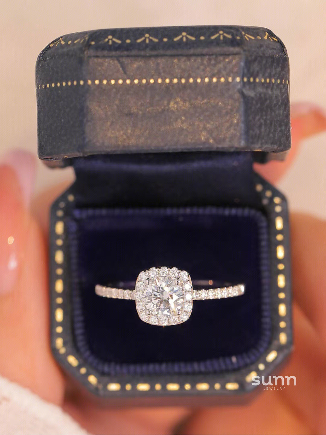 Tanaya Zircon Halo Ring [UZNASE35]