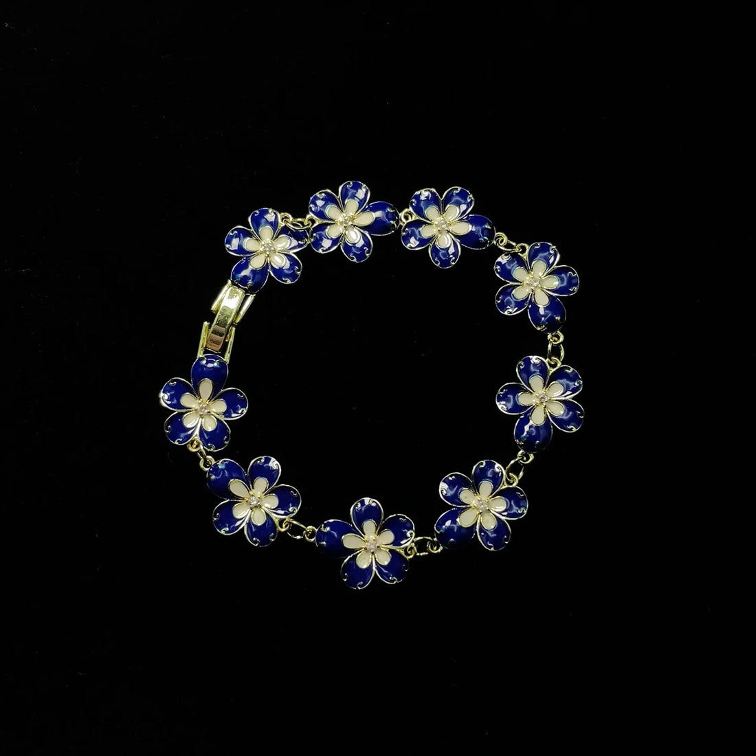 Taniya Delicate Blossom Bracelet
