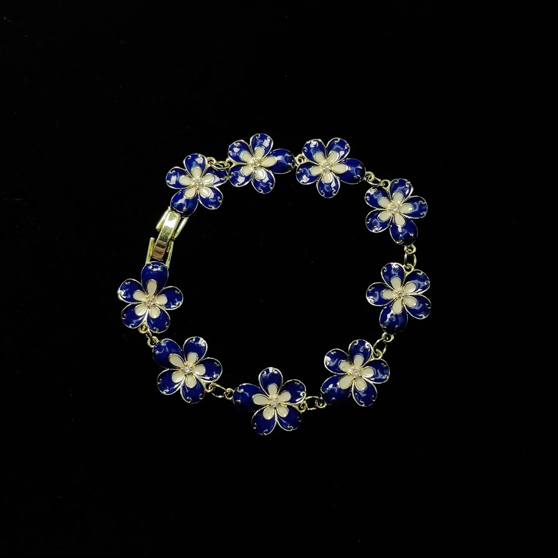 Taniya Delicate Blossom Bracelet
