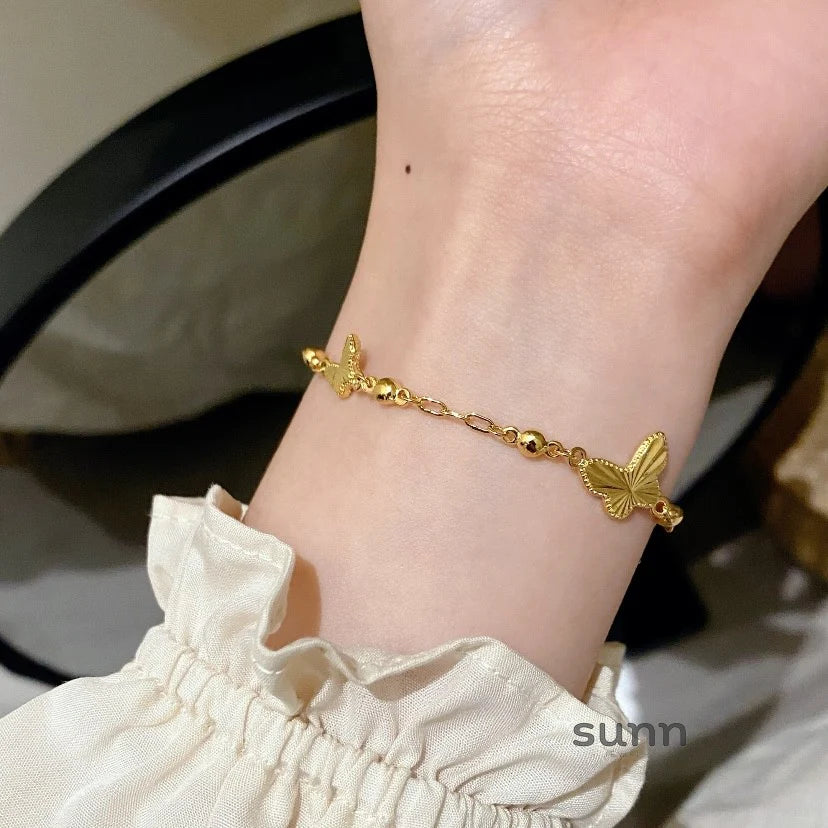 Taniyah Delicate Butterfly Charm Bracelet