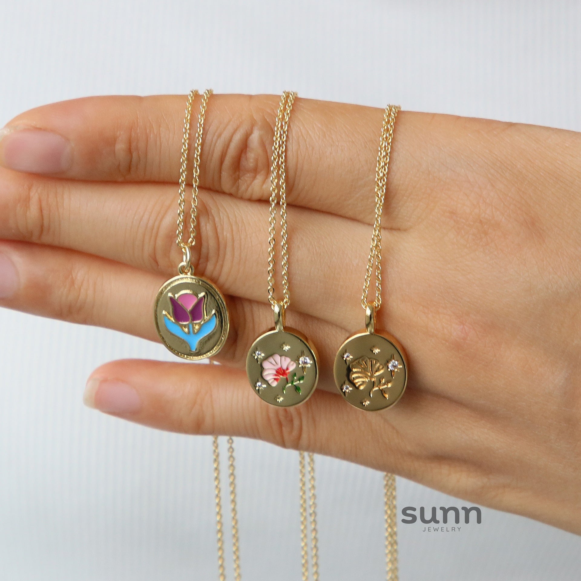 Taniyah Gilded Bloom Necklace [GVL9XW03]