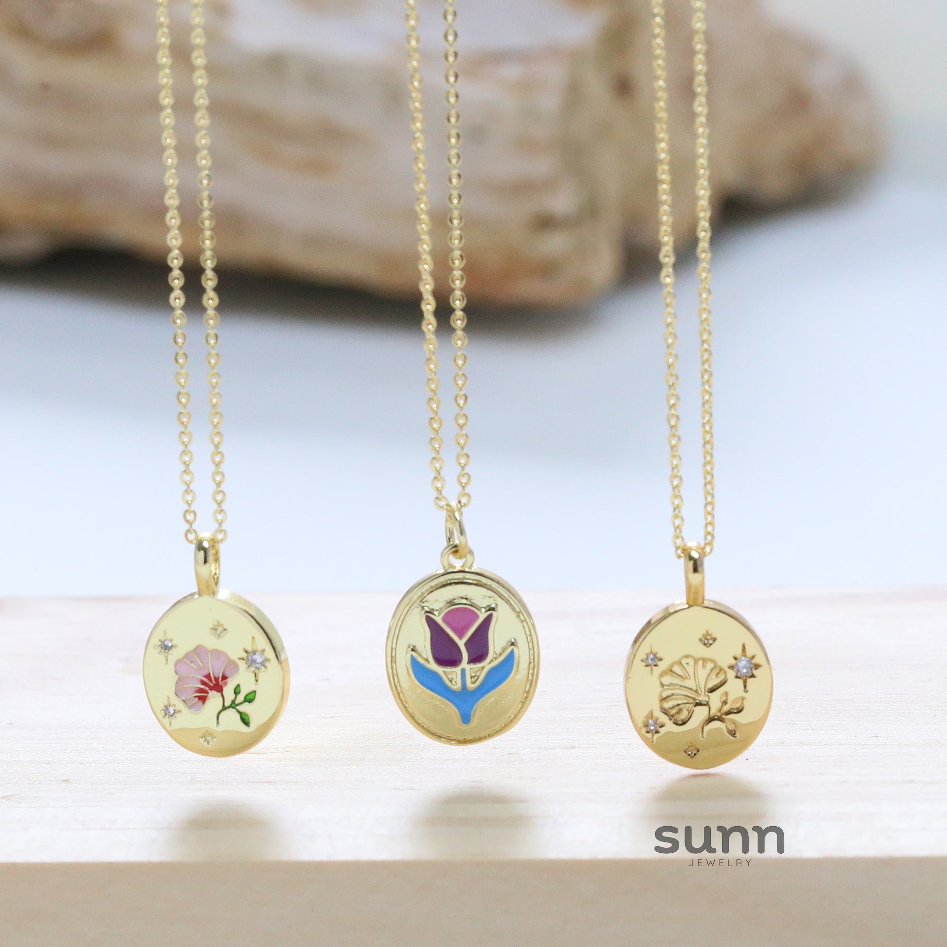 Taniyah Gilded Bloom Necklace [S6Z4DUQD]