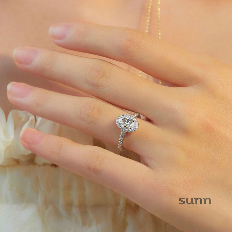 Tariyah Moissanite Oval Open Ring [ZH96IFUF]