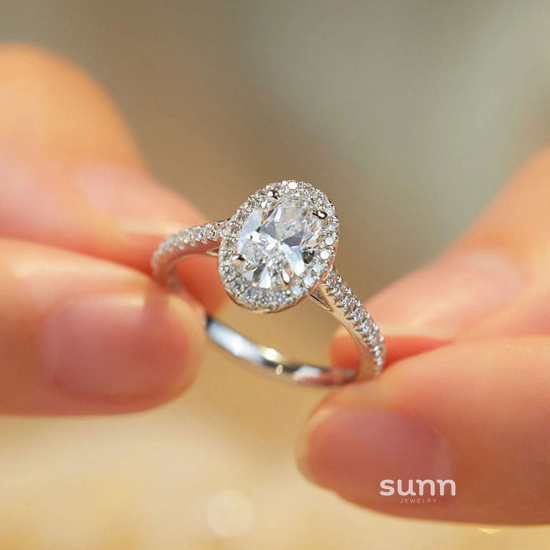 Tariyah Moissanite Oval Open Ring [2KQMIBZF]