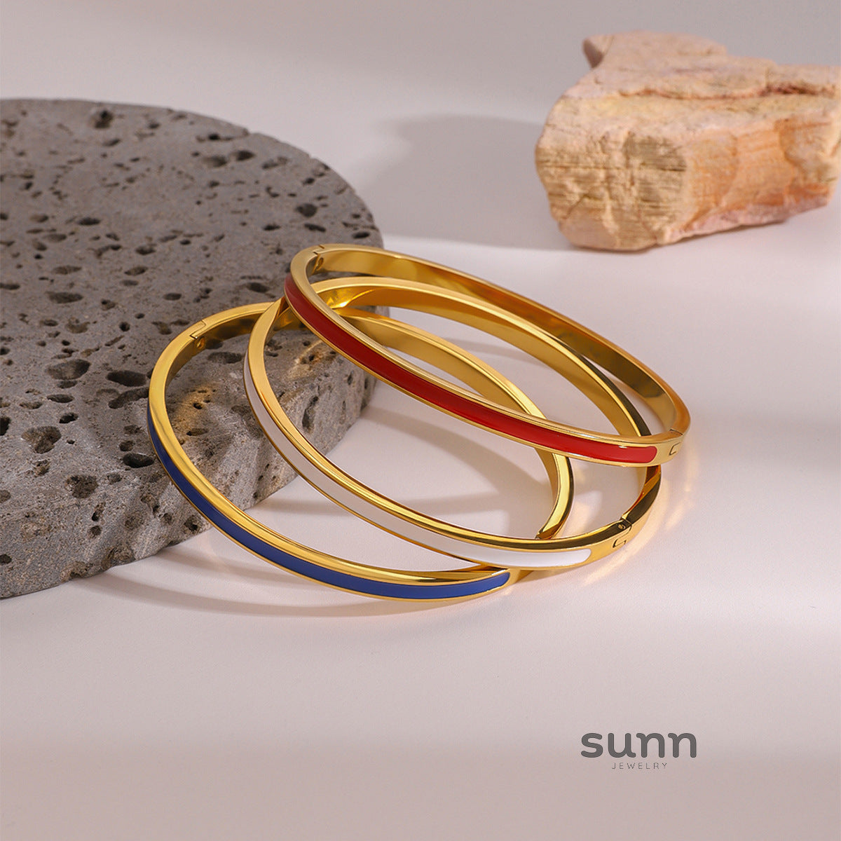 Tariyah Sleek Enamel Bracelet [6LI2OBZZ]