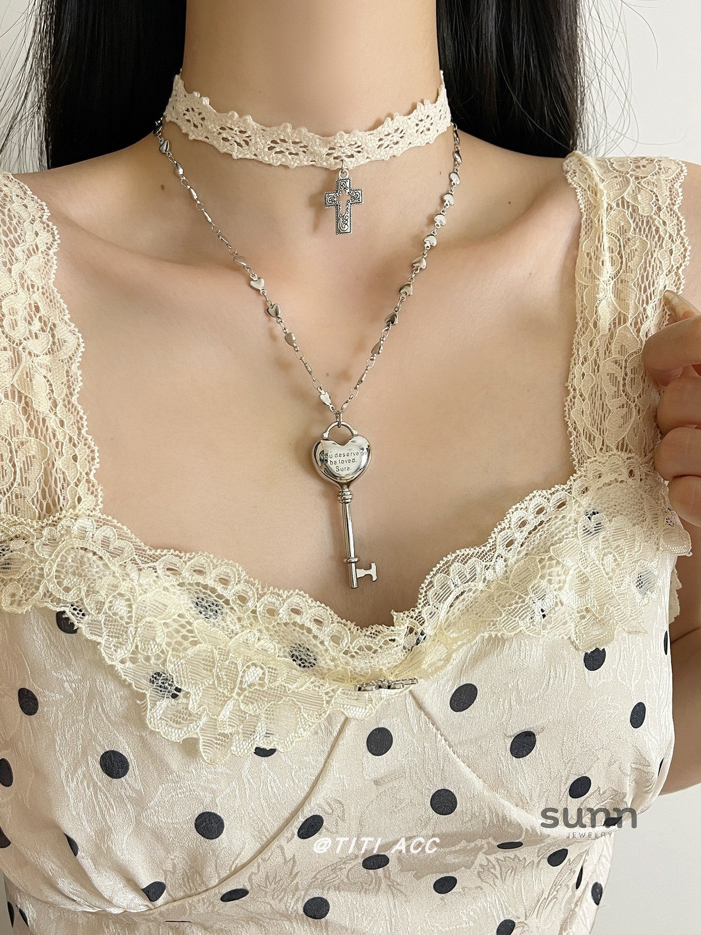 Tasha Layered Heart Cross Choker [WTX0XIN5]