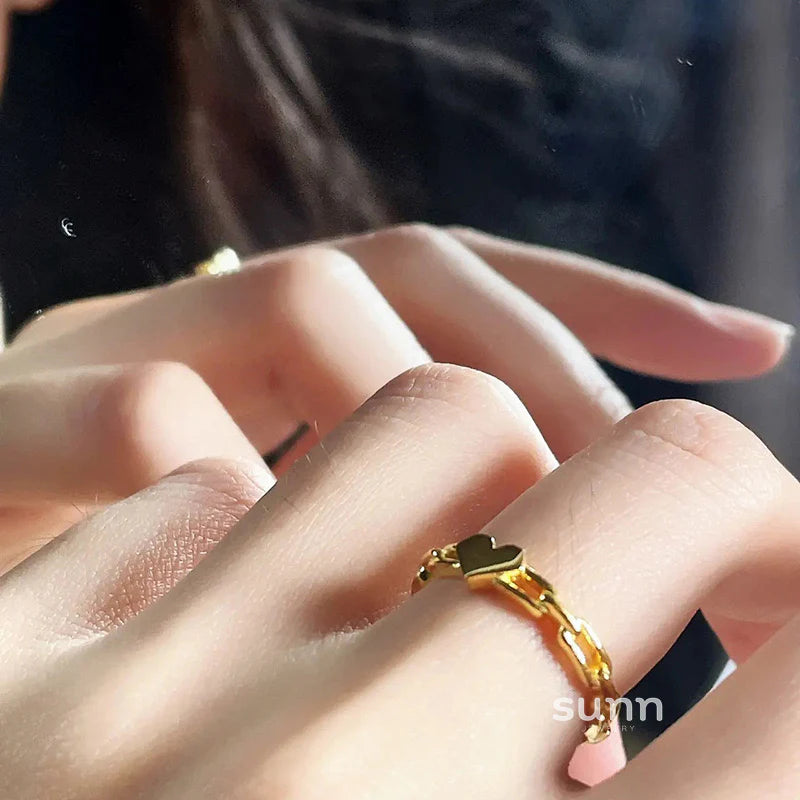 Tatiana Chain Heart Ring
