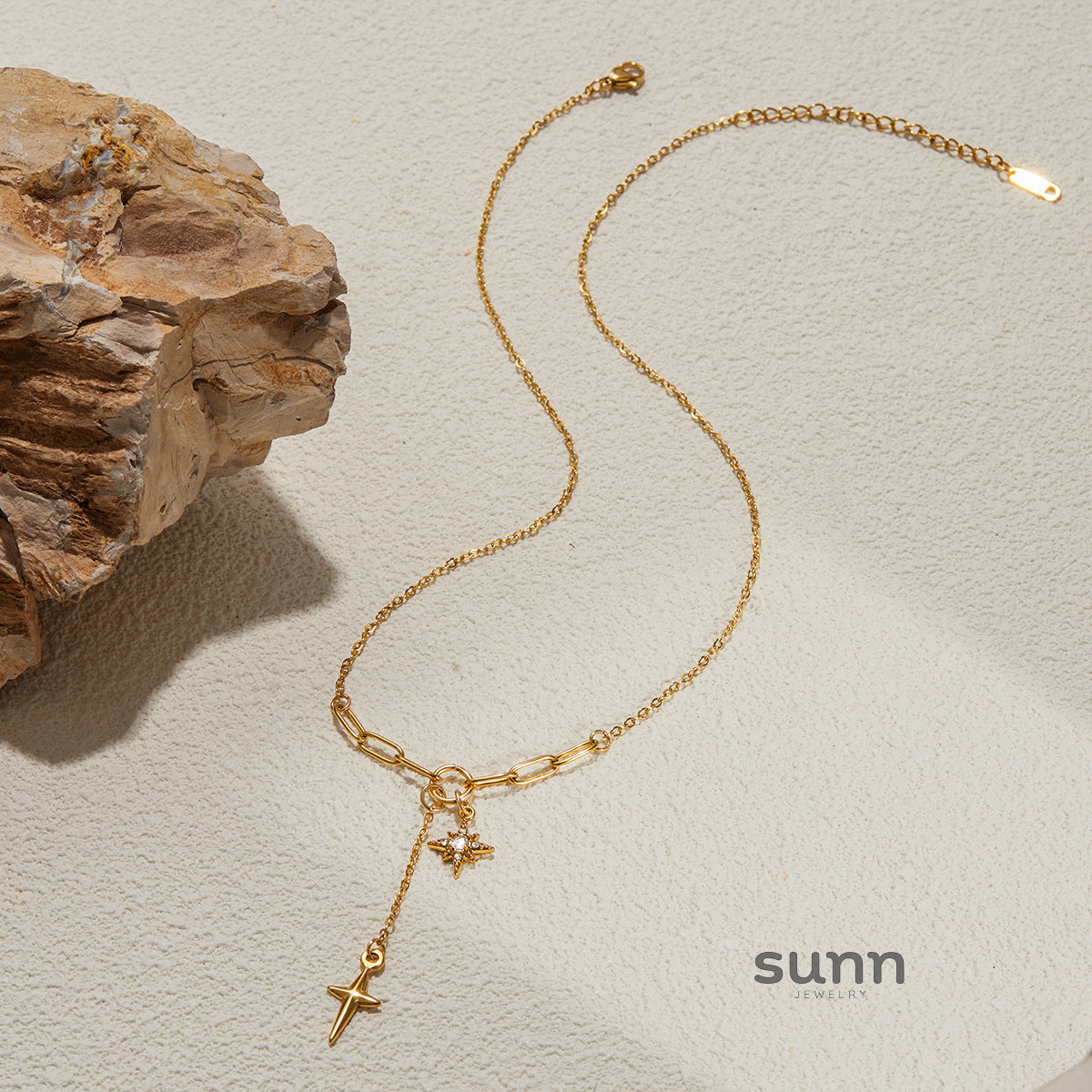 Taylah Star Pendant Necklace [2VG42036]
