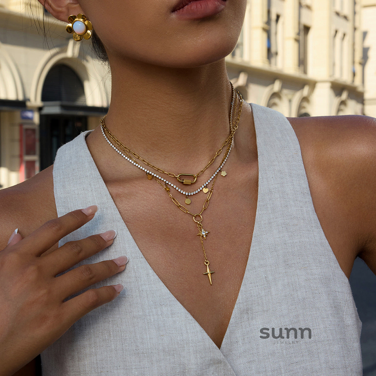 Taylah Star Pendant Necklace [JYMJET5Z]