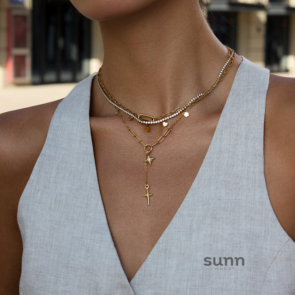 Taylah Star Pendant Necklace [AAEMBR9O]