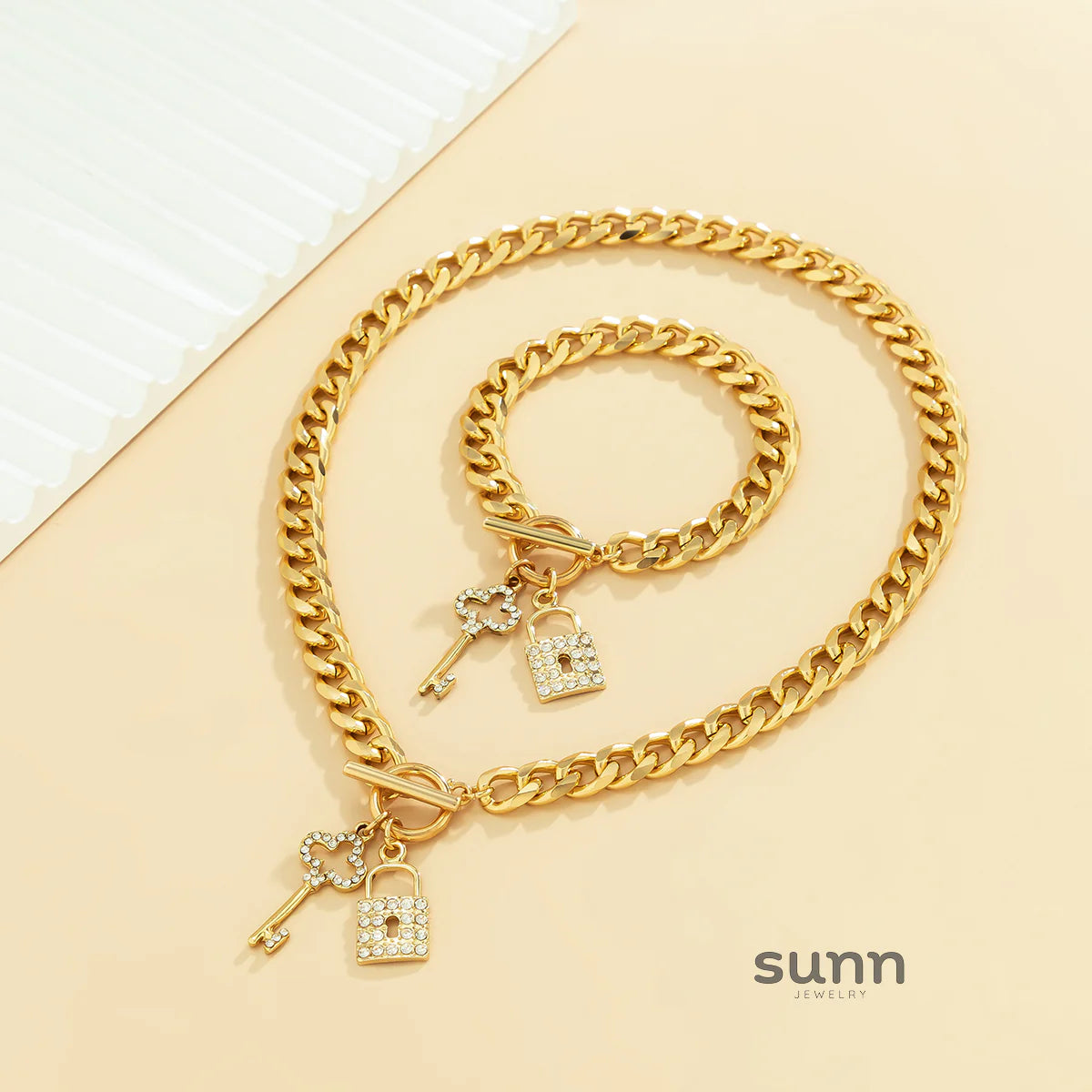 Taylee Rhinestone Lock Set