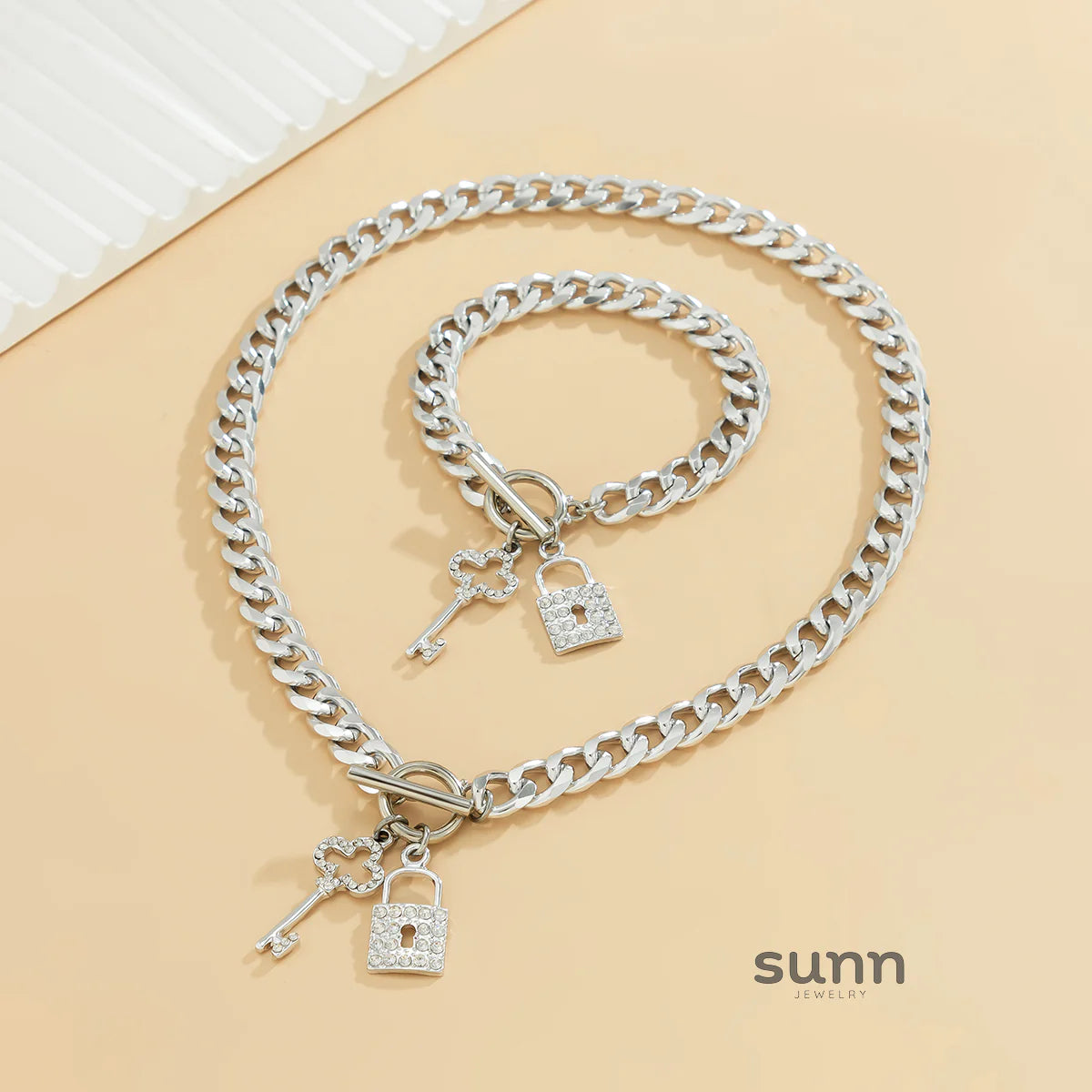 Taylee Rhinestone Lock Set