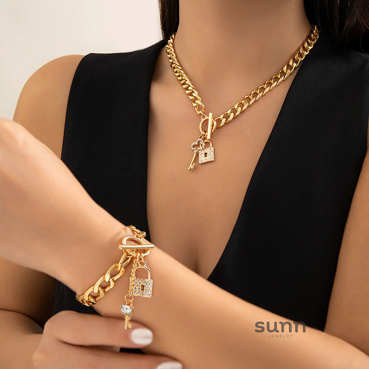 Taylee Rhinestone Lock Set