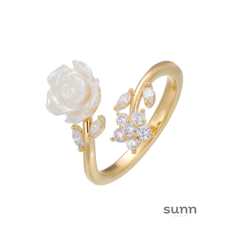 Tayler Shell Camellia Open Ring [3JS79FPQ]