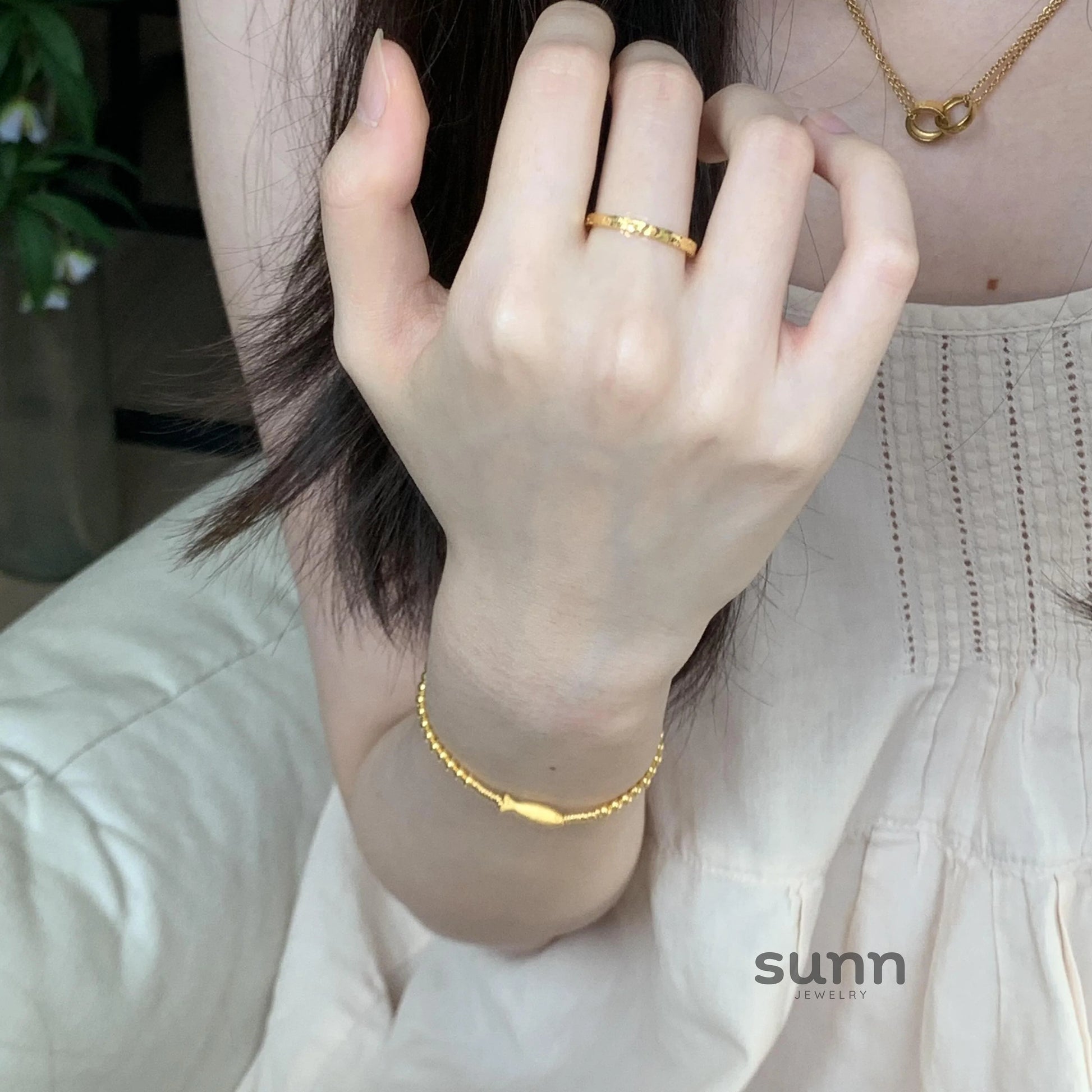 Teagen Gilded Crushed Ice Ring