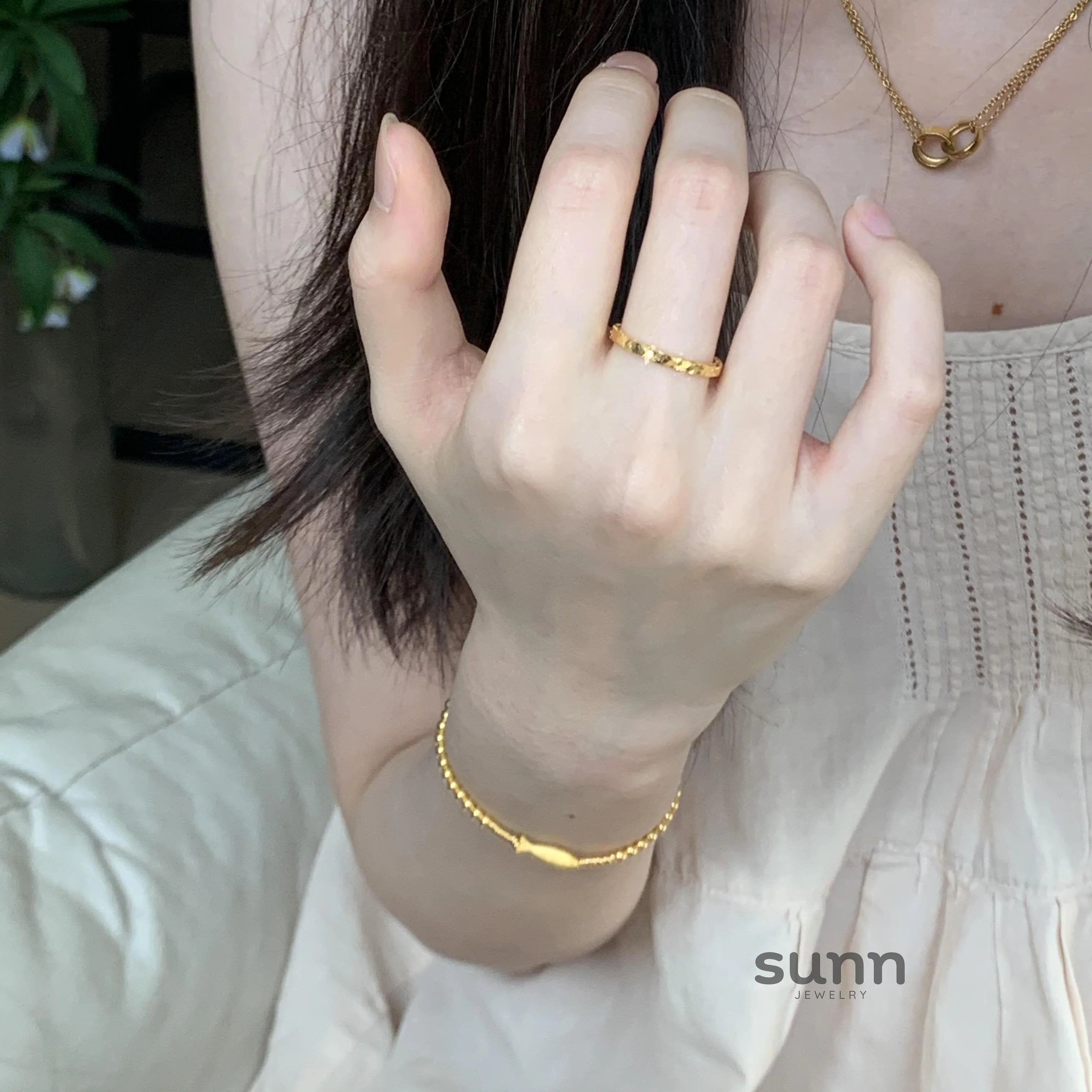 Teagen Gilded Crushed Ice Ring