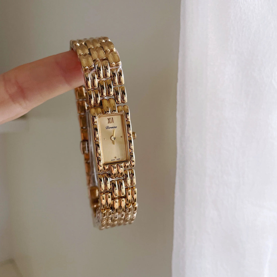 Temperance Elegant Petite Watch [LVF5BC0Z]