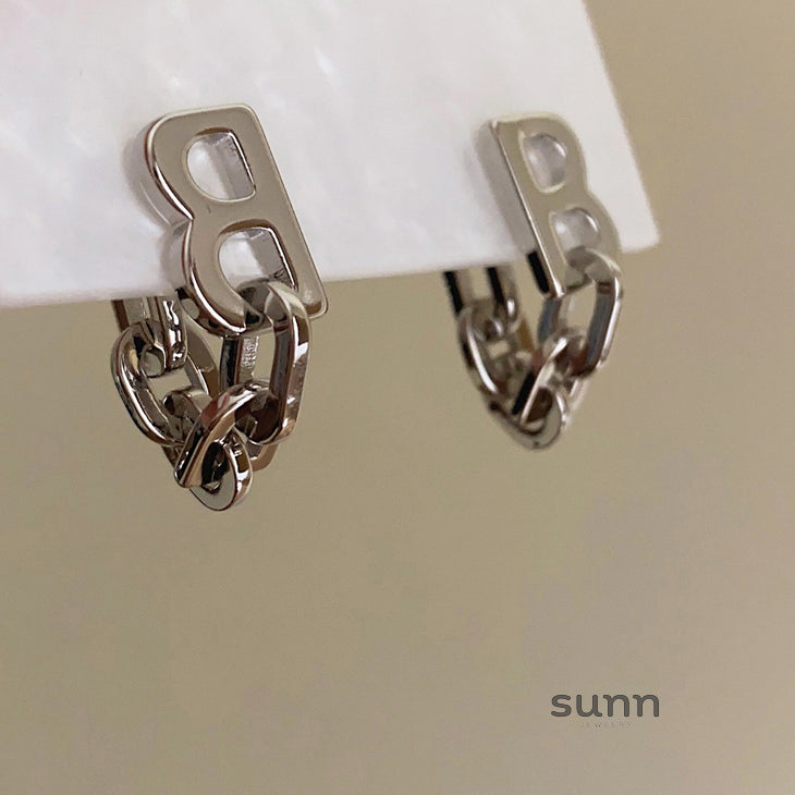 Tennessee Letter Drop Earrings [GWUBWEXE]