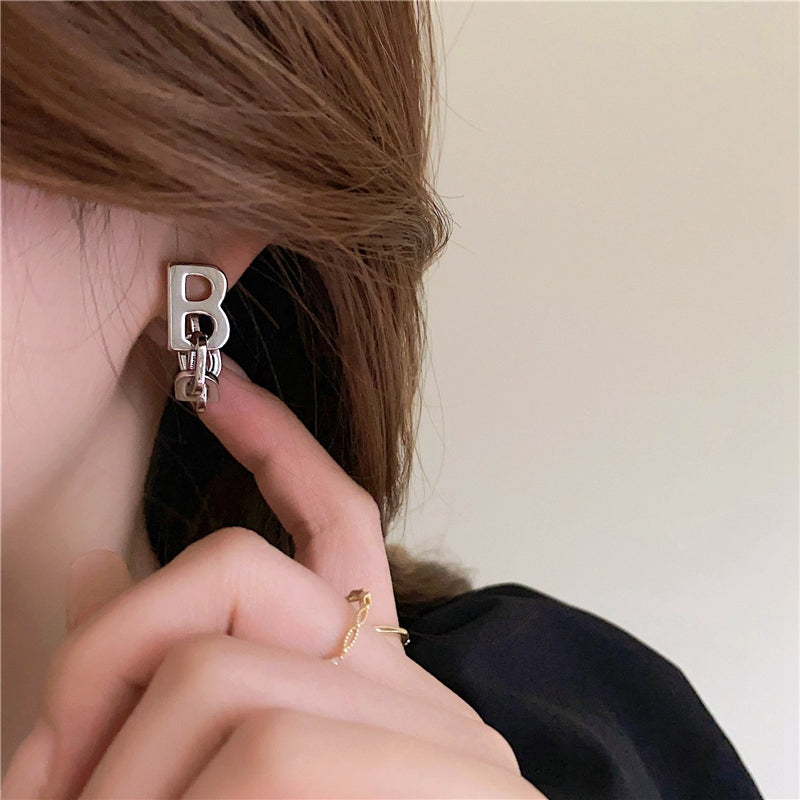 Tennessee Letter Drop Earrings [Y1VCY2EN]