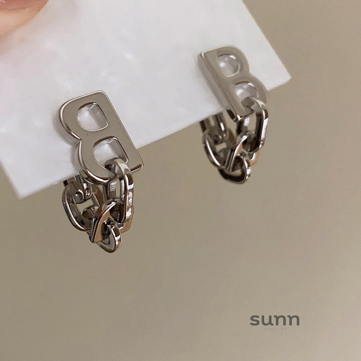 Tennessee Letter Drop Earrings [RNSME0Z8]