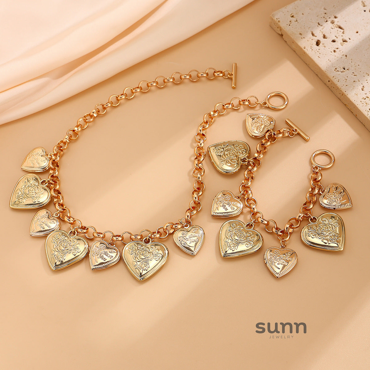Teresa Chunky Heart Necklace [WUCWWQ1R]