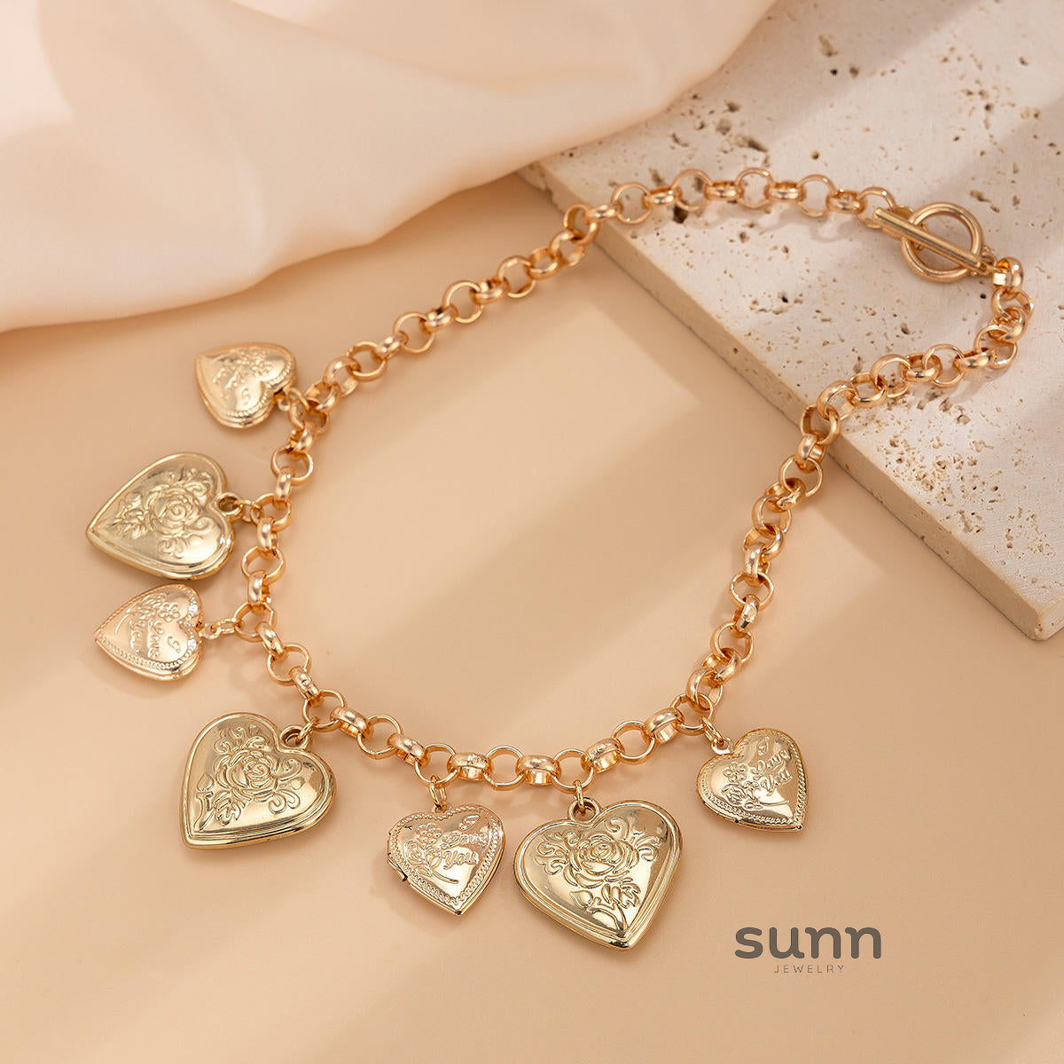 Teresa Chunky Heart Necklace [R60F7N9B]