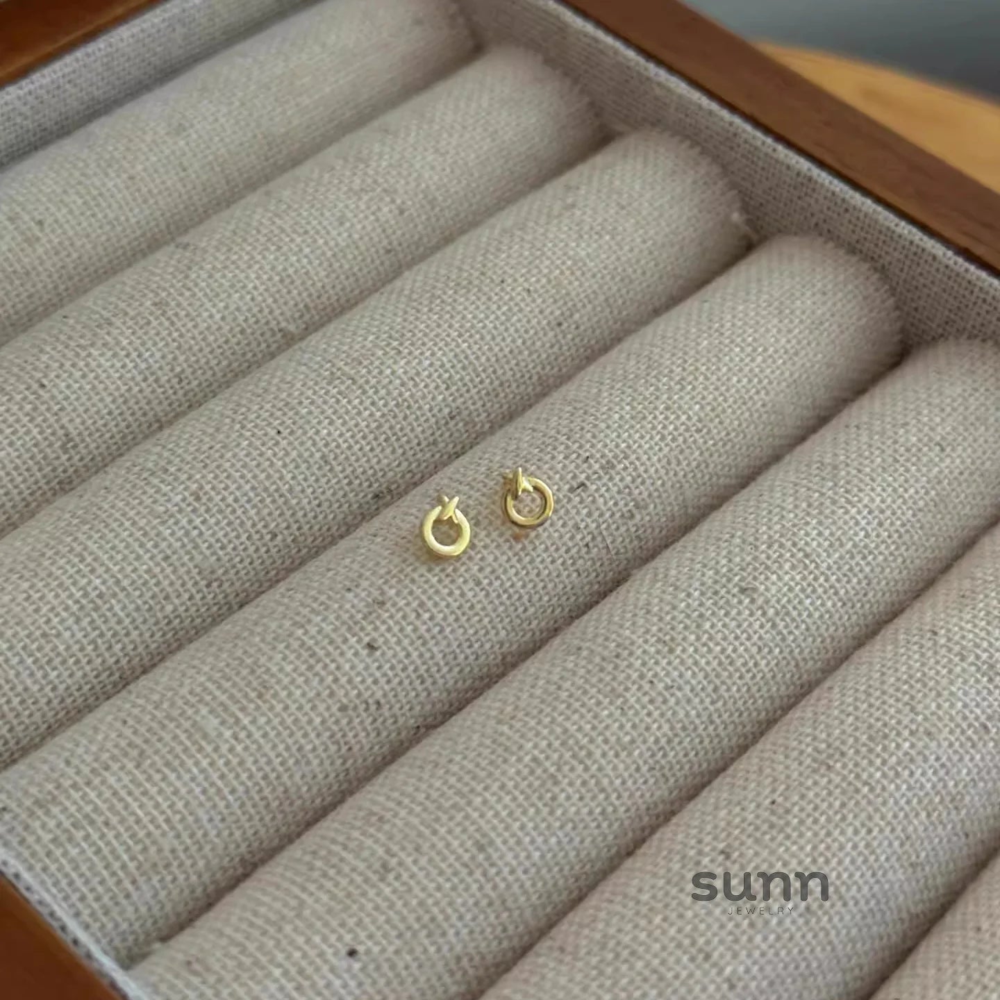 Tess Luxe Intersect Studs