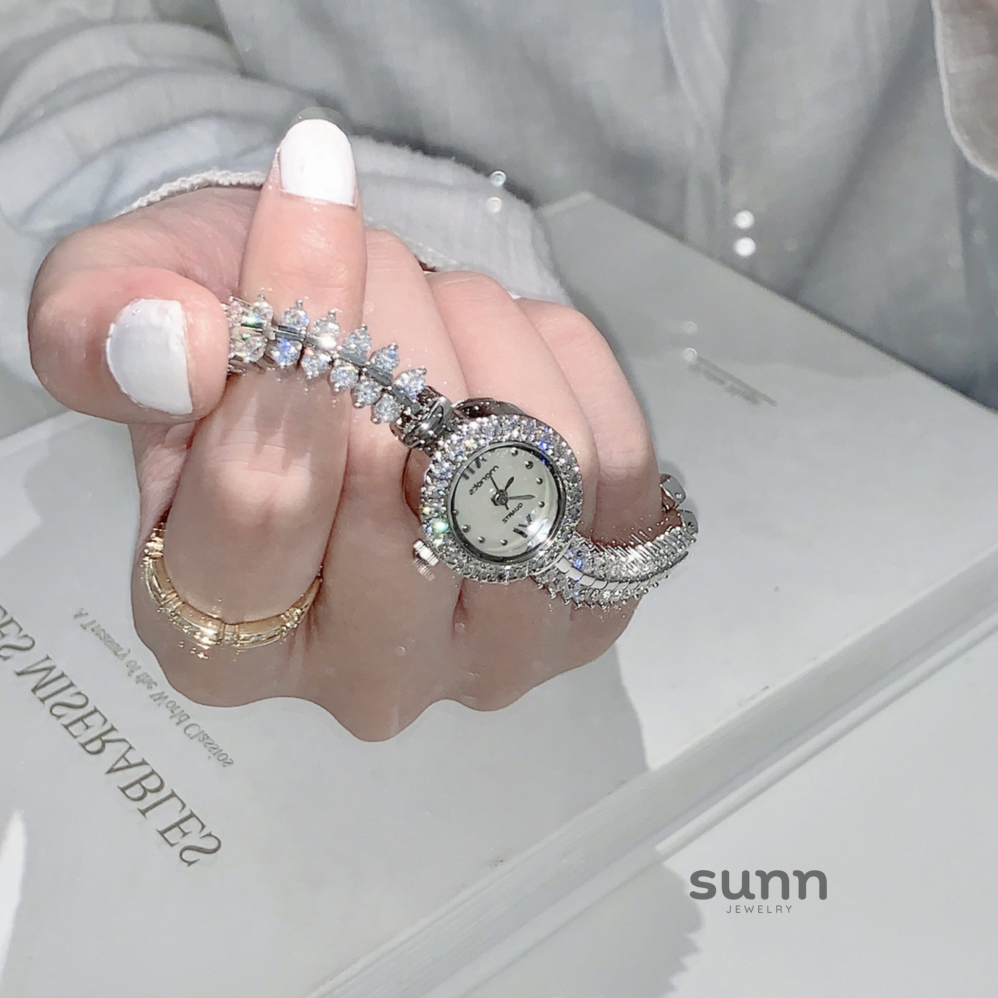 Teylie Mermaid Crystal Watch [FD8J183G]