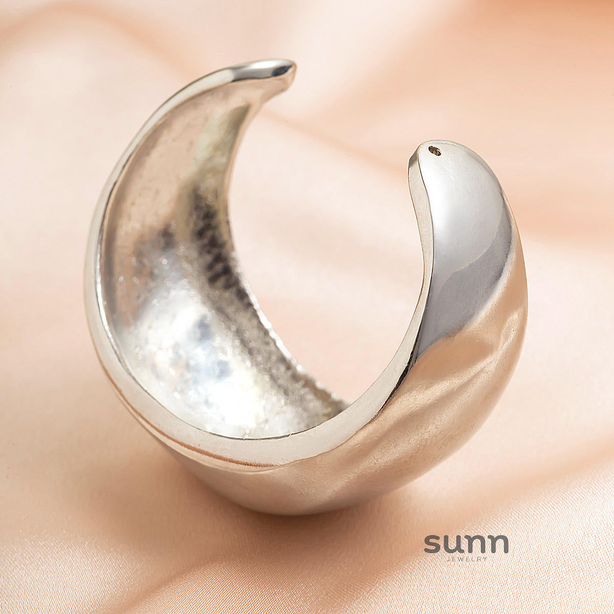 Thea Sculptural Cuff Bracelet [0BTUMTIA]